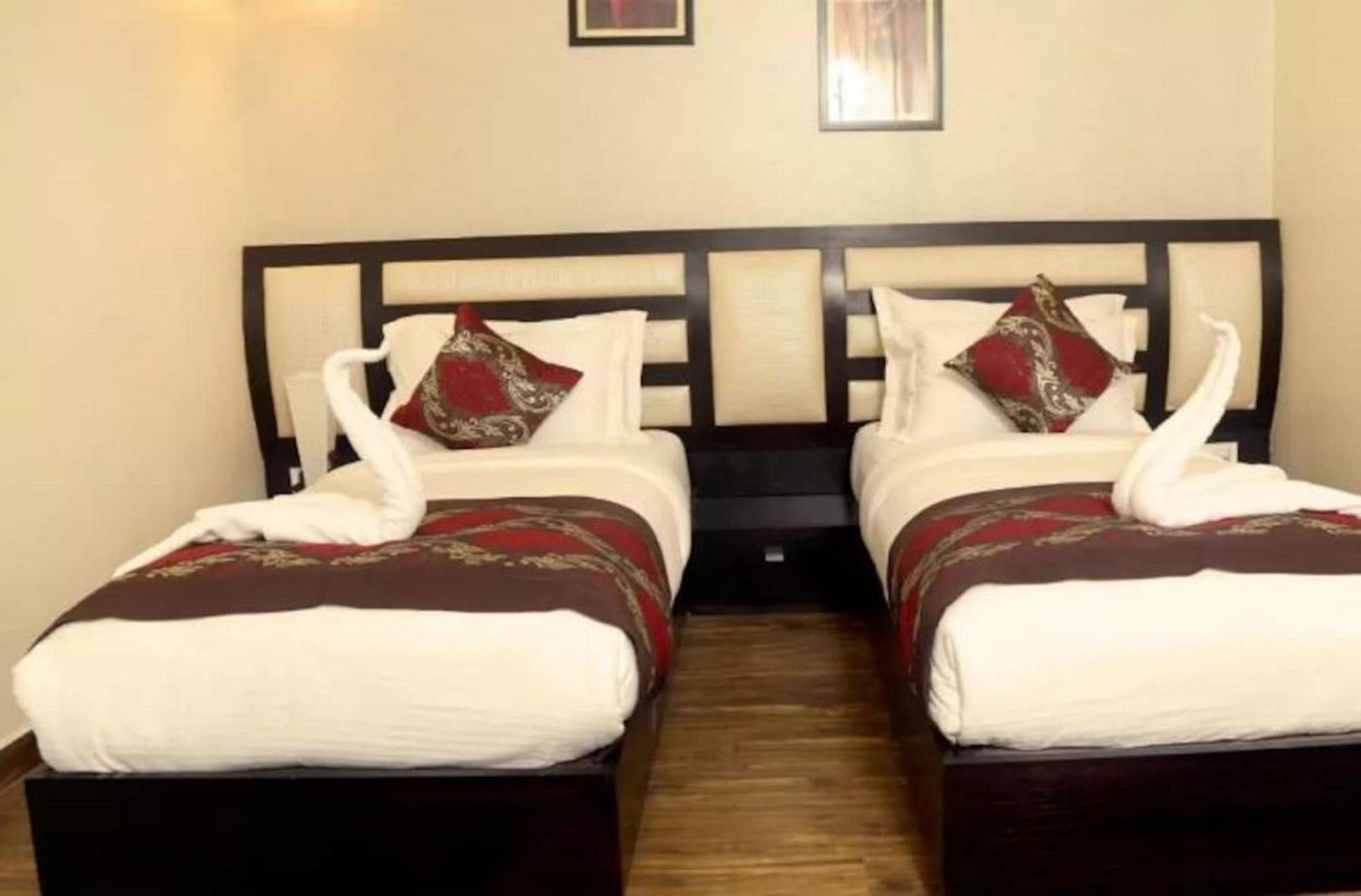 Hotel Suncity & Restaurant Hisar Ngoại thất bức ảnh